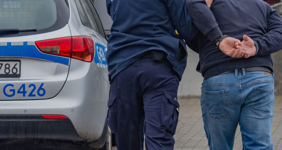 Kolejne dwie osoby zatrzymane w sprawie grupy zajmującej się nielegalnym obrotem lekami opioidowymi i środkami odurzającymi