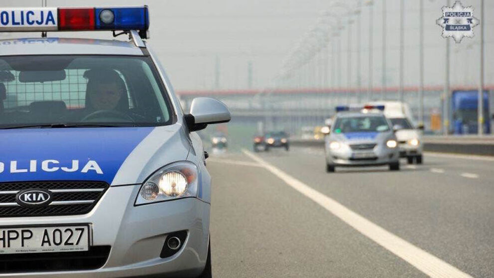 Policja prowadzi kontrolę prędkości podczas akcji Prędkość i trzeźwość