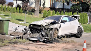 BMW wypadło z jezdni w Witkowicach.