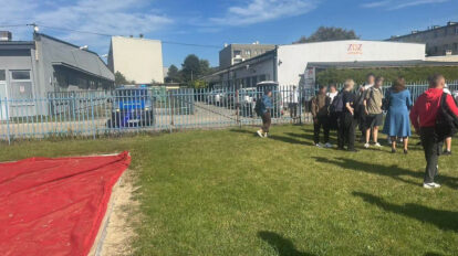 Ewakuacja uczniów z kęckiego Kopernika – interwencja służb”